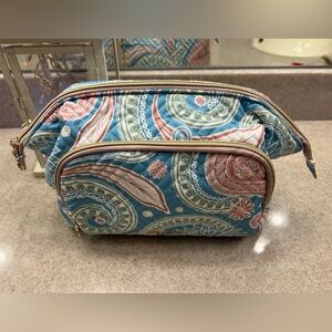 Travel Cosmetics Bag -Bagsmart - Makeup Organizer - blue green paisley - EUC